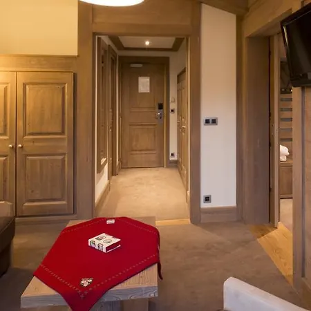 Le Petit Dru Hotel