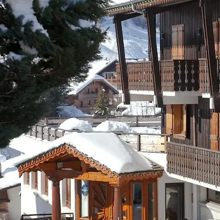 Le Petit Dru Hotel