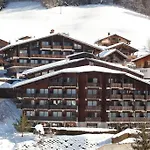 Le Petit Dru Hotel Morzine