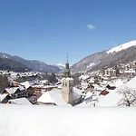 Le Petit Dru Morzine