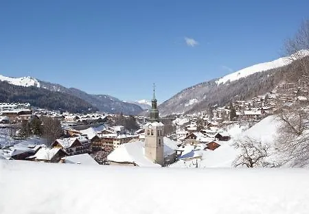 Le Petit Dru Morzine